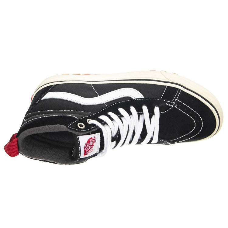UA Sk8 Mte-1 Black / True White - Scarpe Stringate Profilo Alto Uomo Nere / Bianche VN0A5HZY6BT1  VANS 
