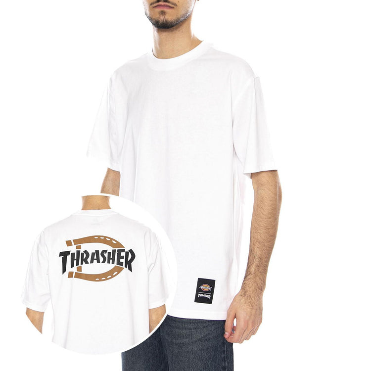 Thrasher x Dickies Tee SS Graphic -- Maglietta Uomo Bianca DK0A88IUWHX1 . DICKIES 