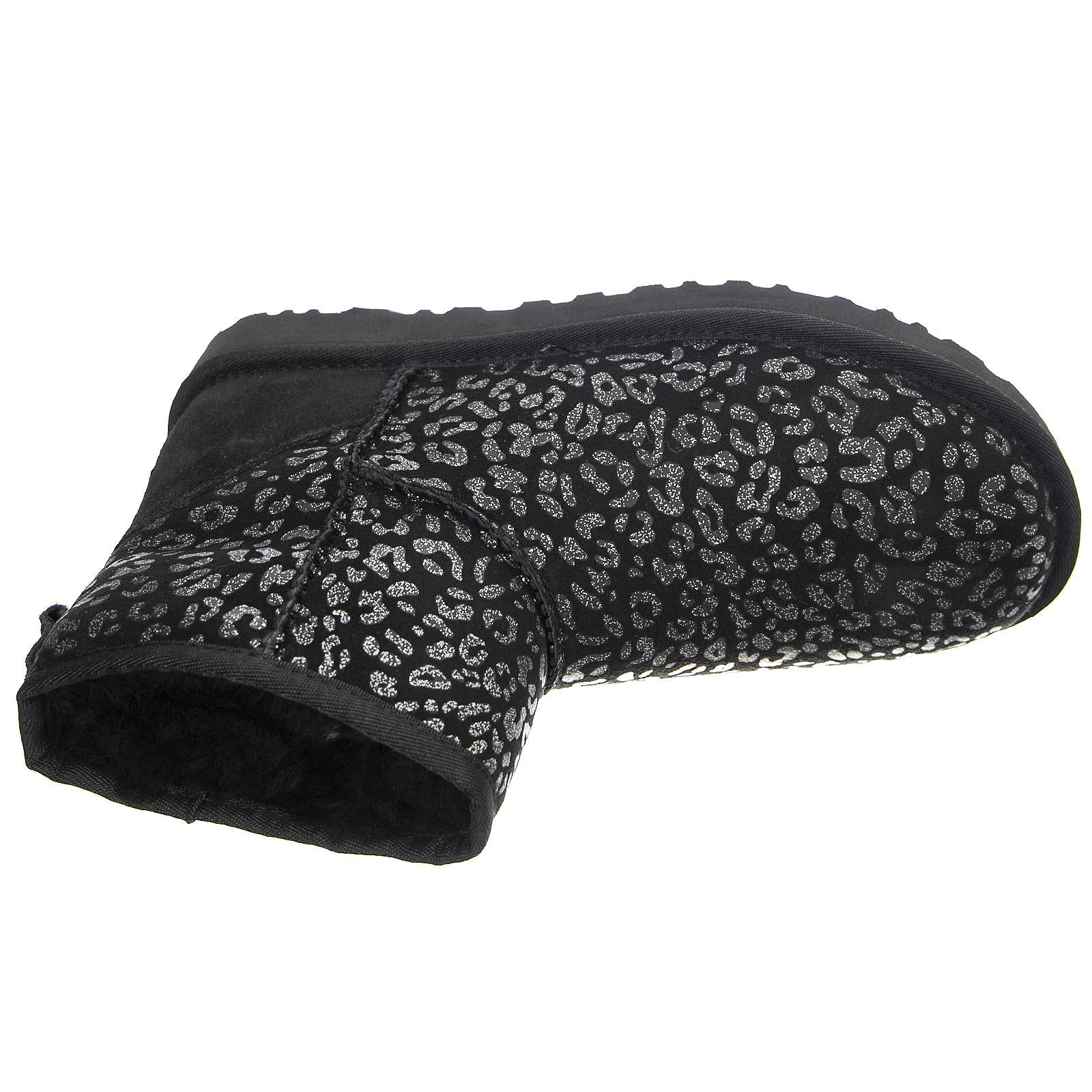  UGSCLMSNLBK1113494W  UGG 