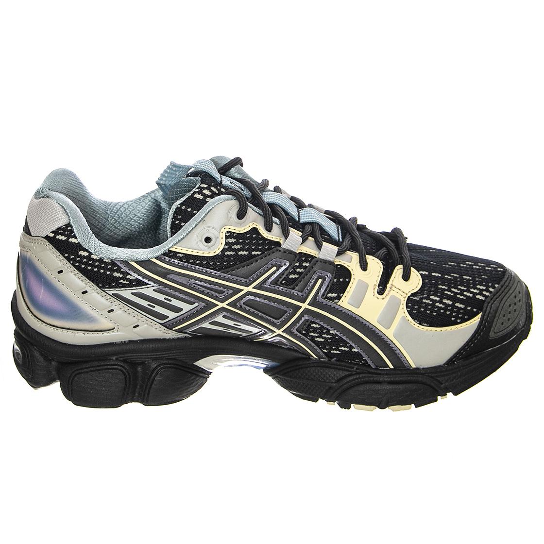UB5-S Gel Nimbus 9 - Scarpe Stringate Profilo Basso Uomo Nere 1201A656-001  ASICS 