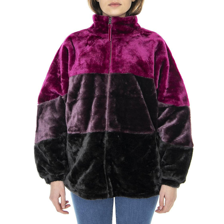  UGC1117742-WVML  UGG 